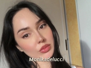 Monikadelucci