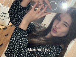 Mooniekiss