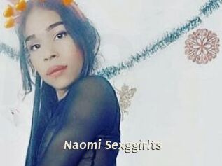 Naomi_Sexggirlts