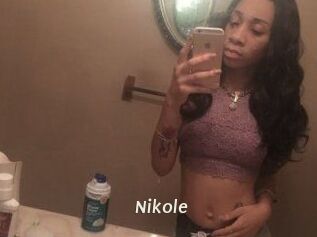 Nikole_