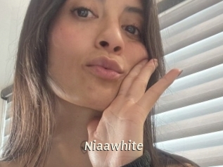 Niaawhite