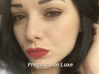 Pregnant_De_Luxe