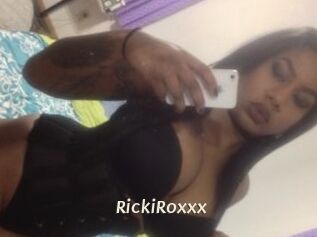 RickiRoxxx