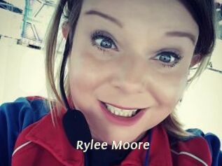 Rylee_Moore