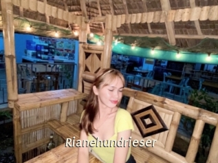 Rianehundrieser