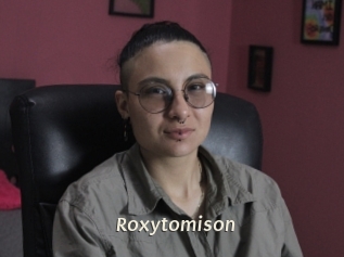 Roxytomison