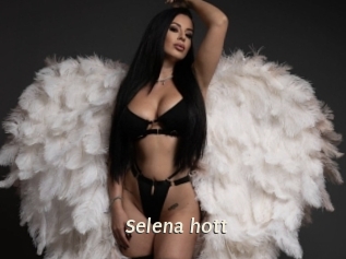 Selena_hott