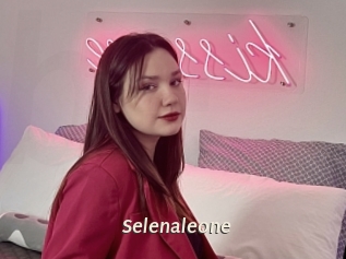Selenaleone