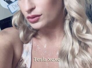 Tesla_xoxo