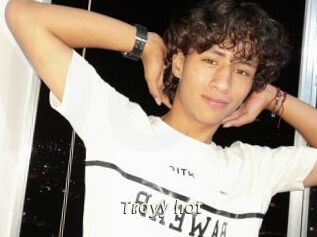 Troyy_hot