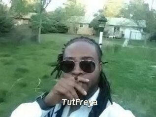 Tut_Freya Blog éjac