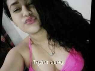 Taylor_curvy