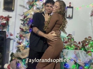 Taylorandsophiee