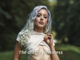 The_dragon_priestess
