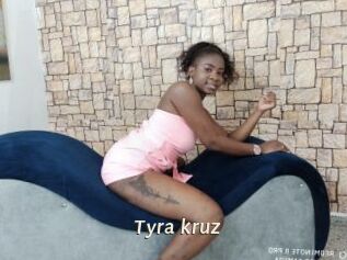 tyra_kruz Blog éjac